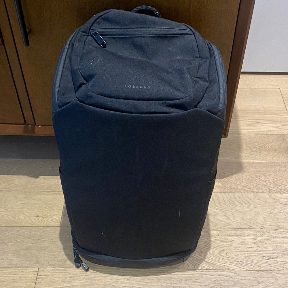 Lo&Sons black backpack